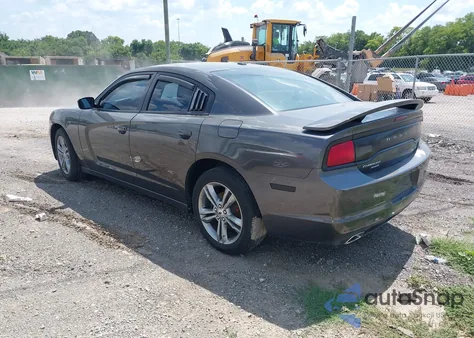 2013 Dodge Charger R/T Max z USA, uszkodzony, nr VIN 2C3CDXDT6DH564188